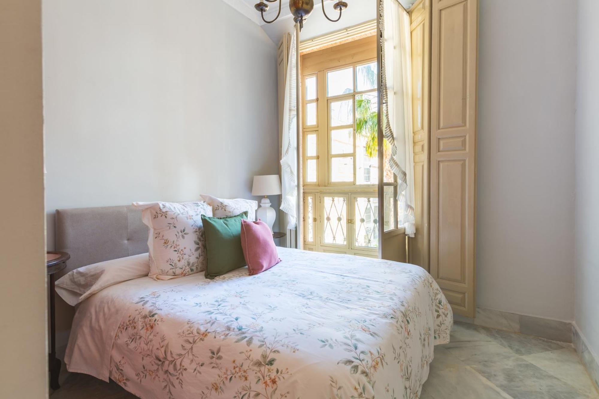 Plaza De La Constitucion Apartment Malaga Exterior photo