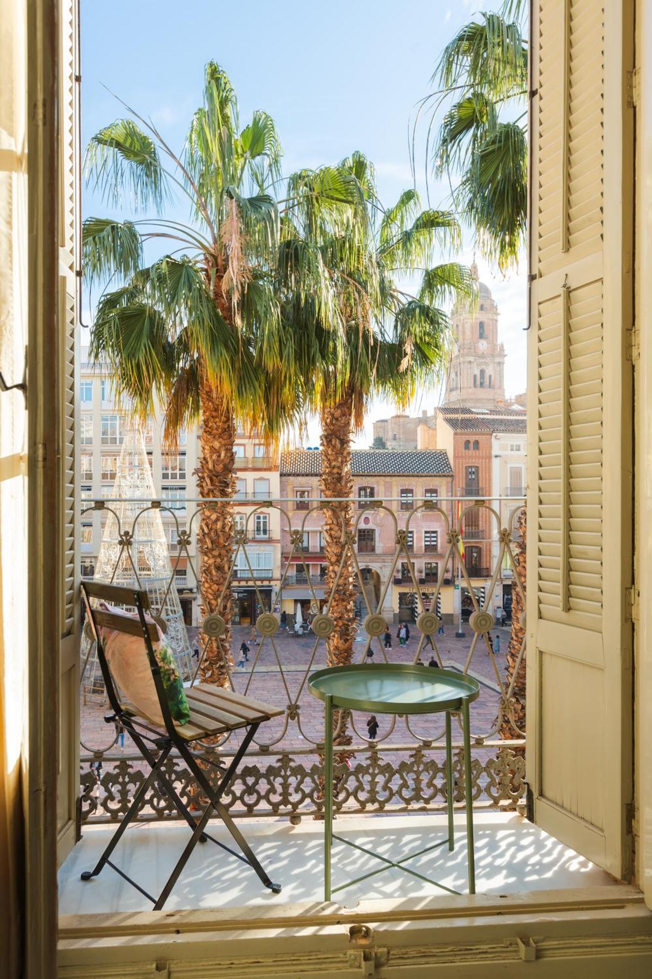 Plaza De La Constitucion Apartment Malaga Exterior photo