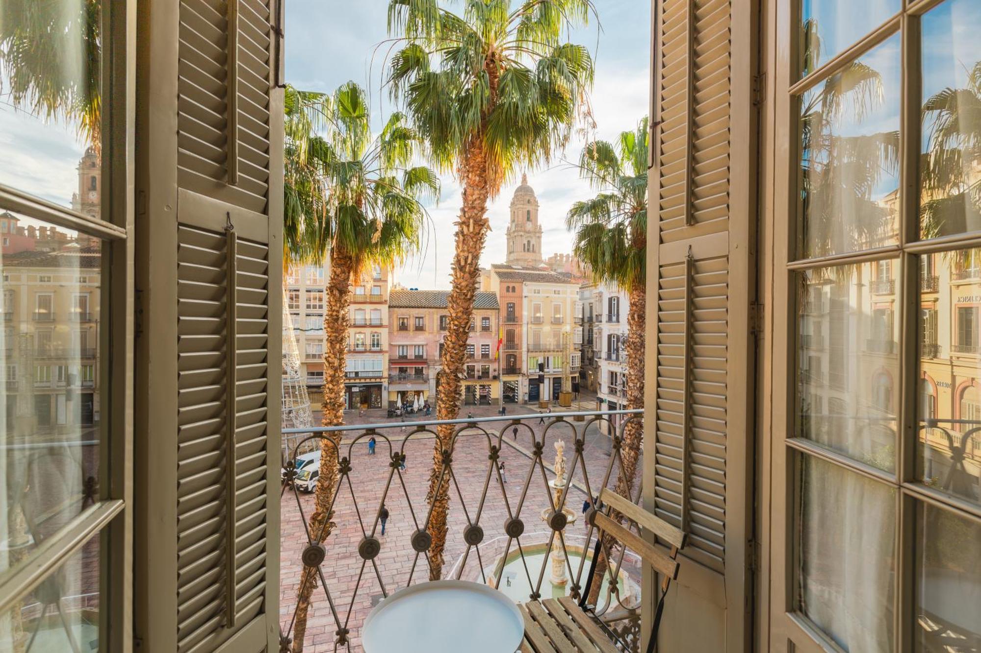 Plaza De La Constitucion Apartment Malaga Exterior photo