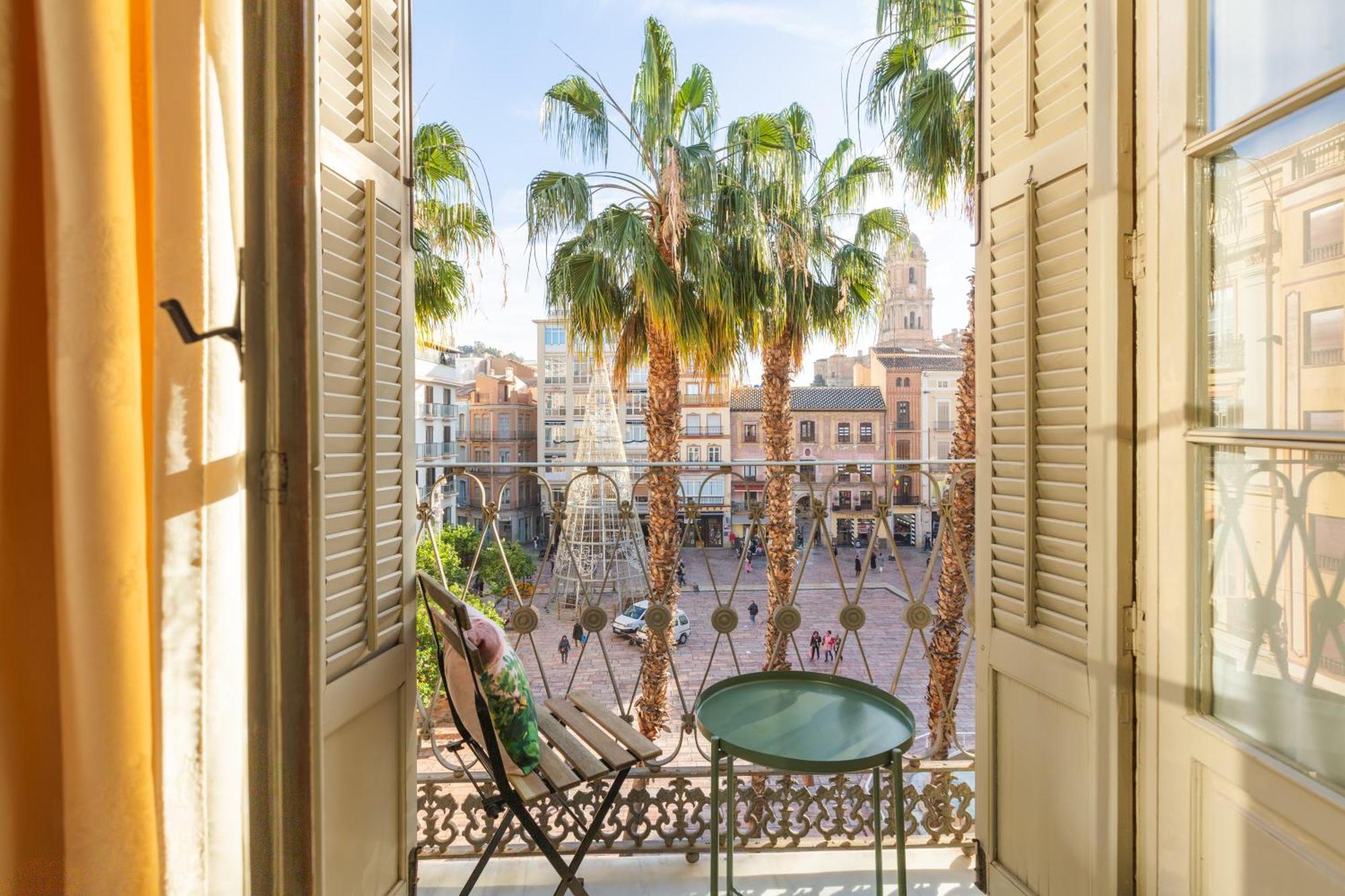 Plaza De La Constitucion Apartment Malaga Exterior photo
