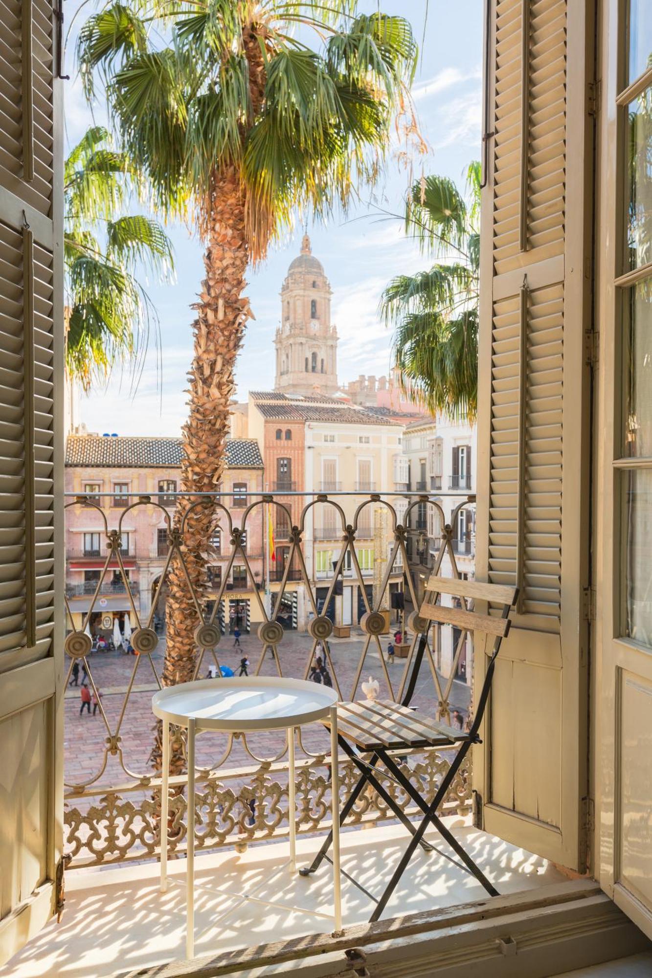 Plaza De La Constitucion Apartment Malaga Exterior photo